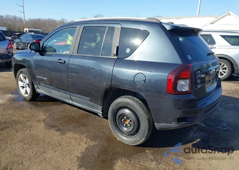 2016 Jeep Compass Sport z USA, uszkodzony, nr VIN 1C4NJCBB1GD543010